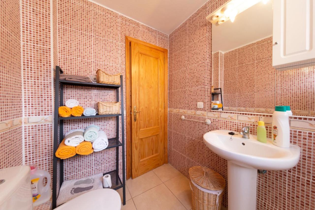 Apartamento En Sur Y Sol Los Cristianos Los Cristianos  Exterior photo